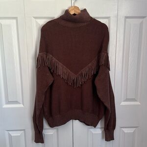 Sterling & Stitch Western 🐢 neck